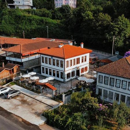 Oemer Cakiroglu Konagi Sürmene Dış mekan fotoğraf